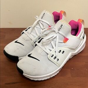 Nike Free Metcon Sneakers